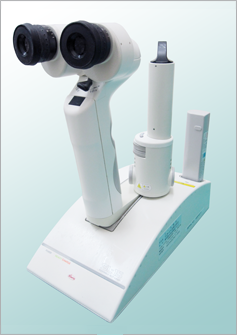 �|�[�^�u���X���b�g�����v�uSL-15�v(KOWA�А�)�̎ʐ^